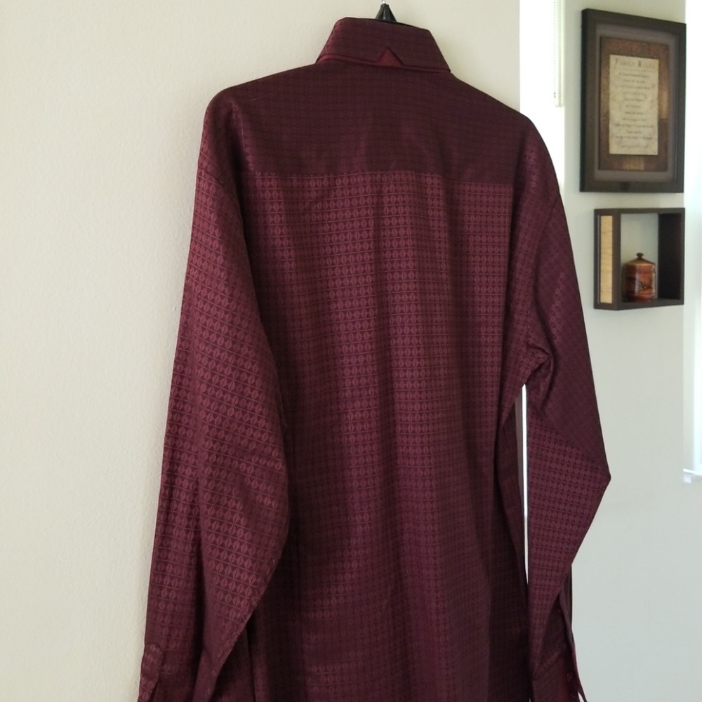 Men's dress shirt - Picture 2 of 3